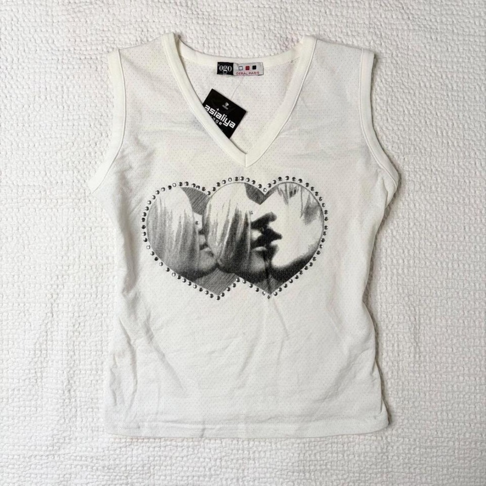 Ogo Geral Paris euro graphic kissing tank